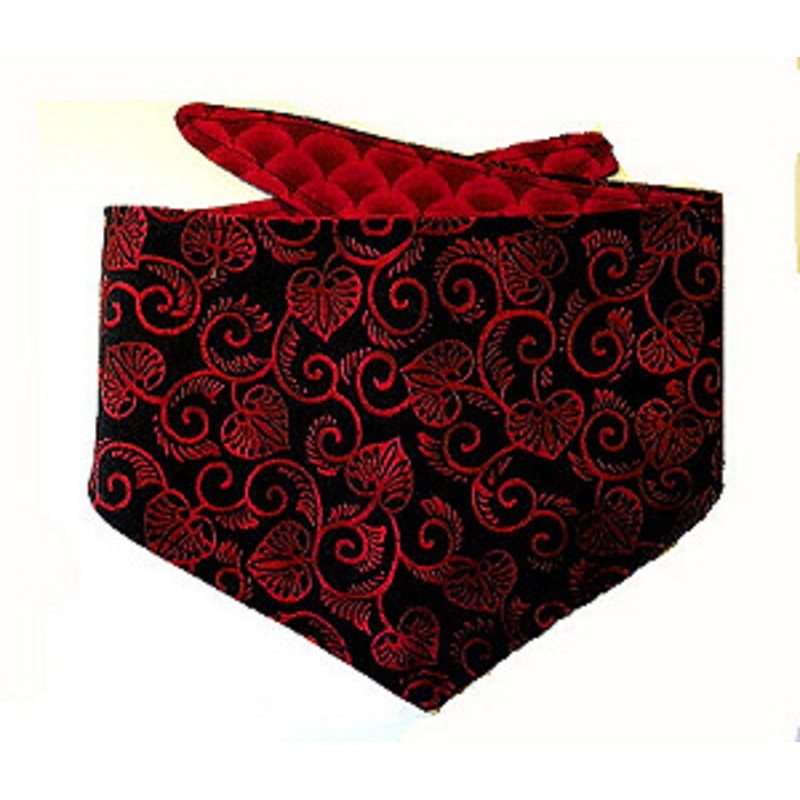 Bandana – Red Scroll Leaves XXS