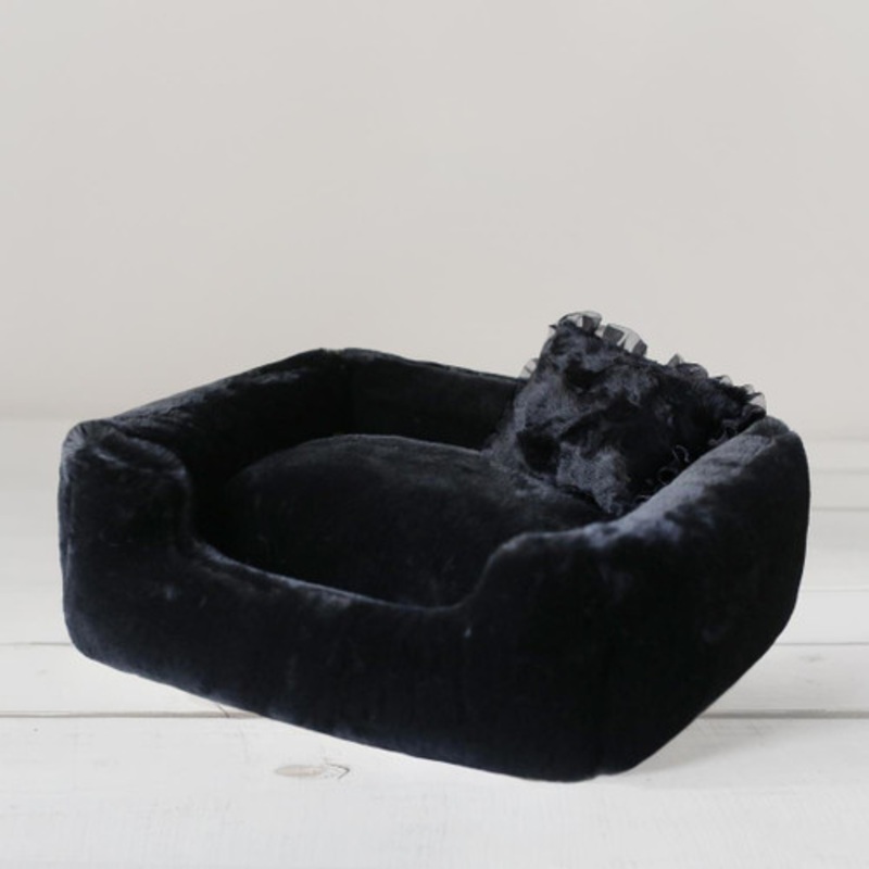 The Divine Dog Bed: Black