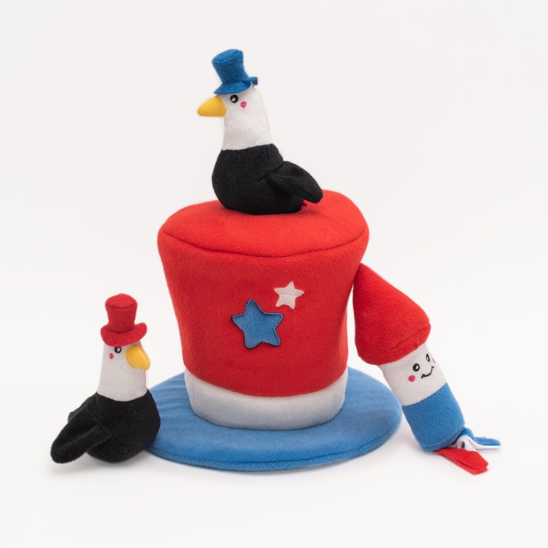 ZippyPaws Zippy Burrow – Americana Top Hat